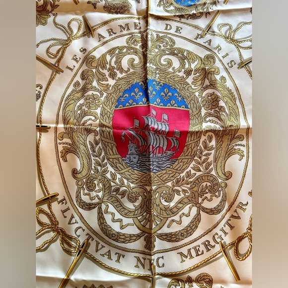 NEW Authentic Hermes Silk Scarf - Picture 2 of 3